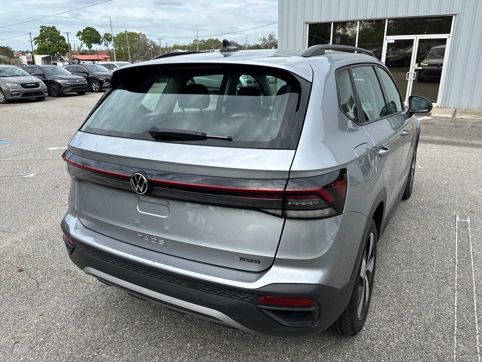 Used 2025 Volkswagen Taos S AWD/4WD image 9