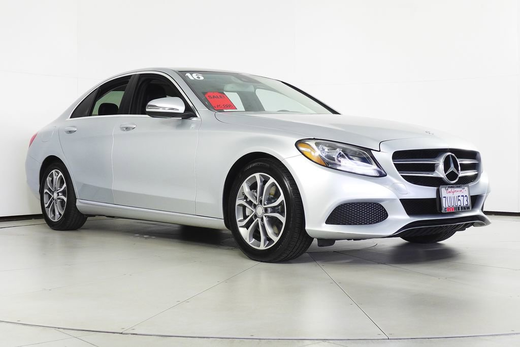 Used 2016 Mercedes-Benz C 300 Sedan image 4