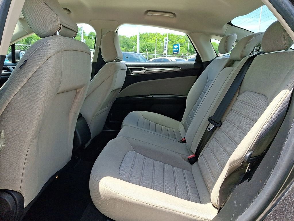 Used 2020 Ford Fusion S FWD image 12