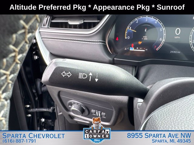 Used 2024 Jeep Grand Cherokee Altitude AWD/4WD image 20