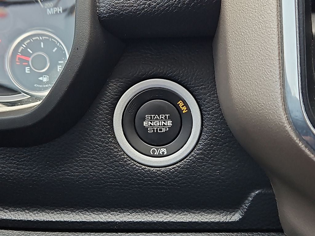 Certified 2022 RAM 1500 Laramie AWD/4WD image 25