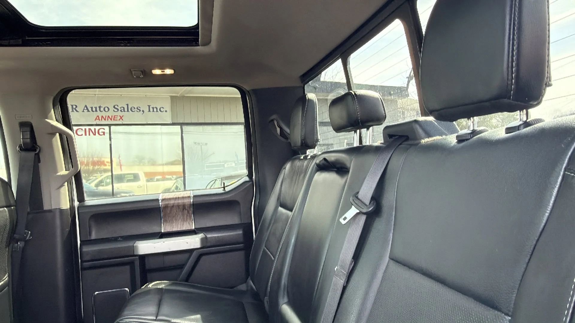 Used 2019 Ford F250 Lariat w/ Lariat Ultimate Package image 19