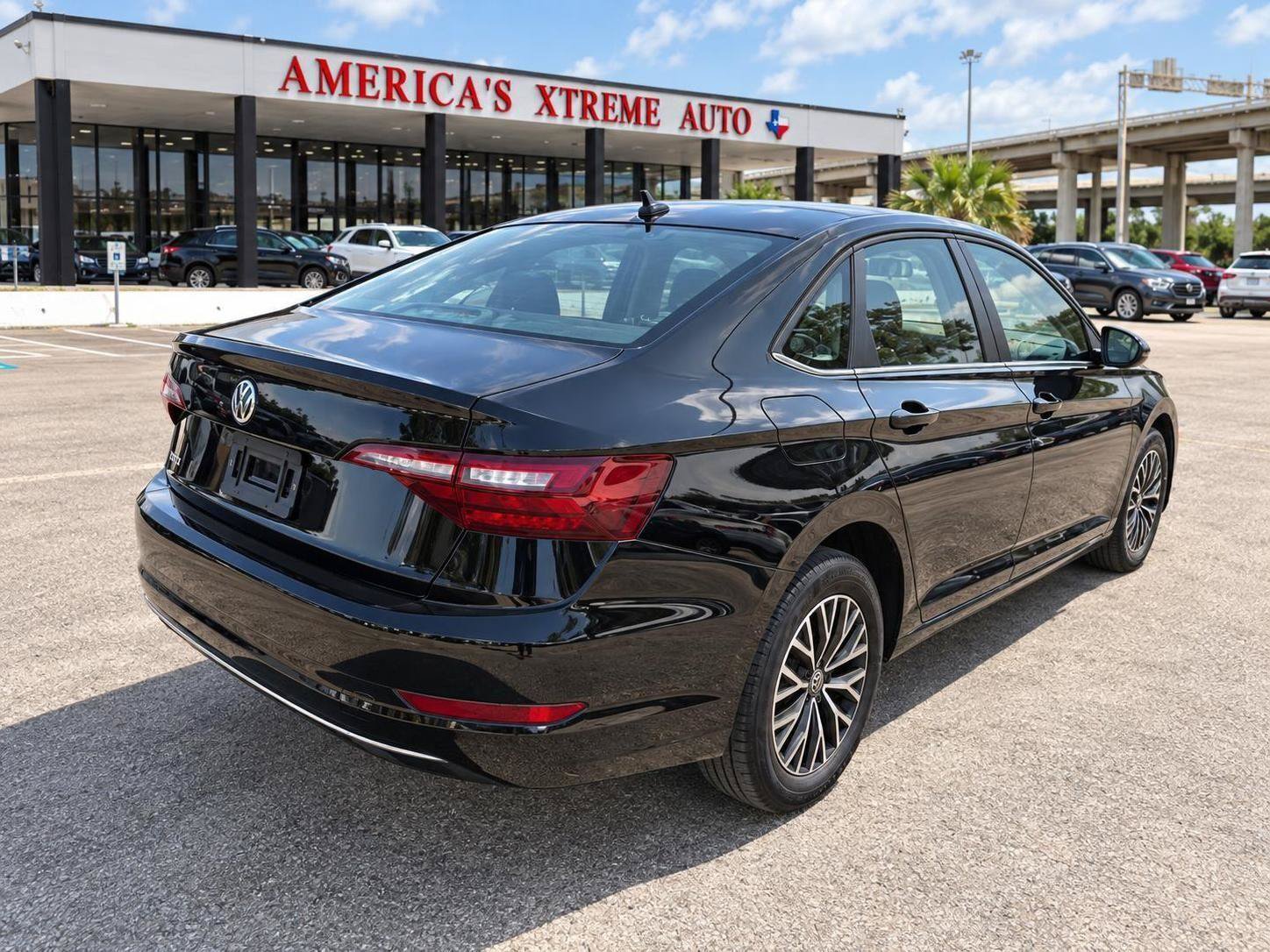 Used 2021 Volkswagen Jetta FWD image 7