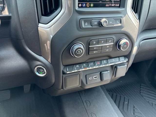 New 2026 Chevrolet Silverado 1500 Custom Trail Boss w/ LPO, Dark Essentials Package AWD/4WD image 11