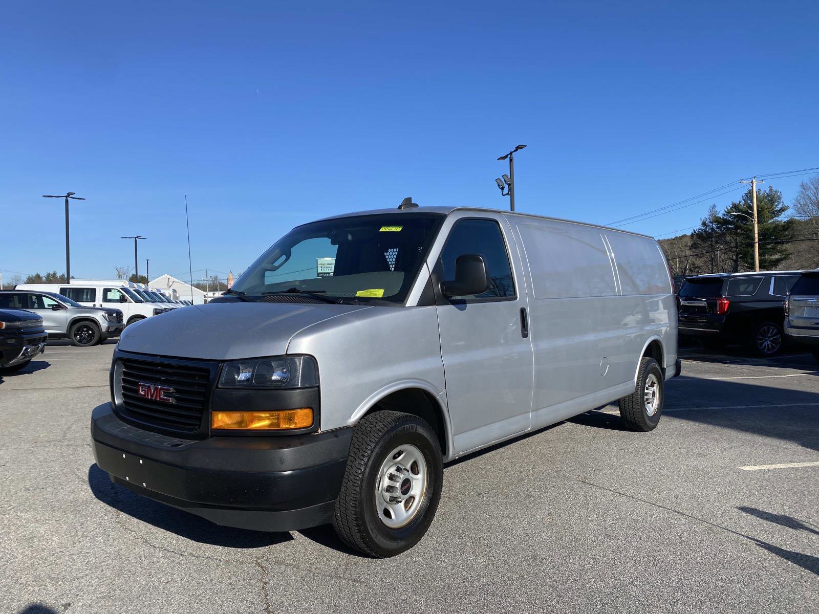 Used 2021 GMC Savana 2500 w/ Communications Package image 1