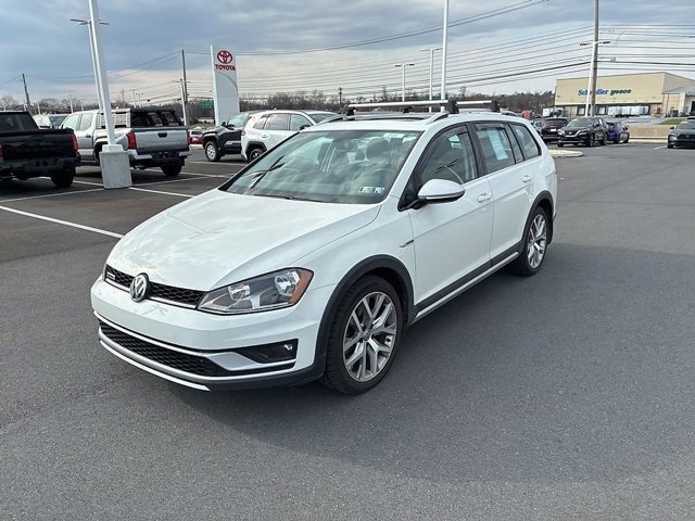 Used 2017 Volkswagen Golf Alltrack SEL image 16