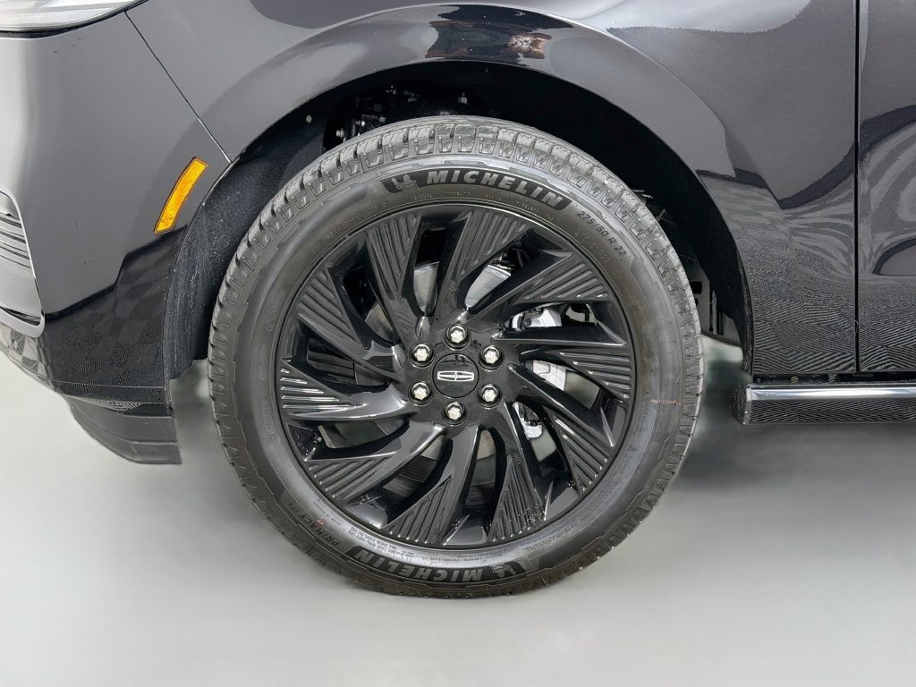 New 2027 Lincoln Navigator L Reserve w/ Jet Appearance Package RWD image 34