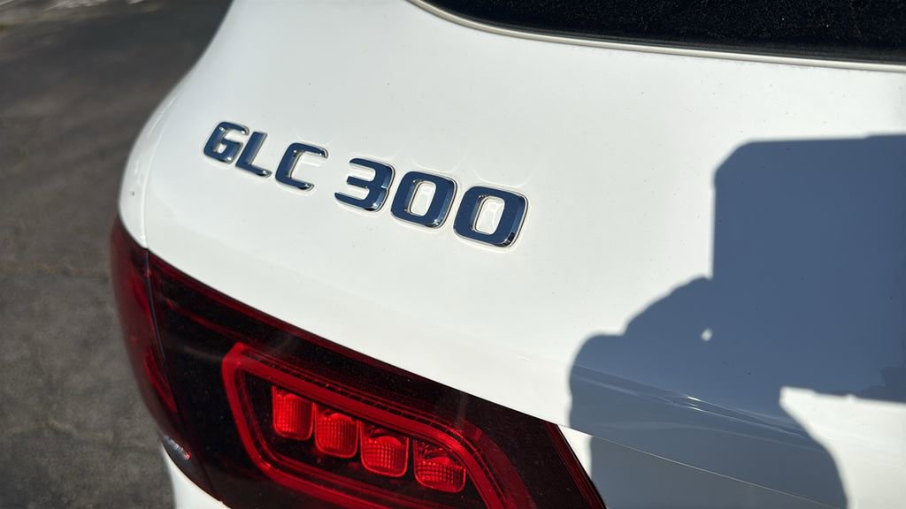 Certified 2022 Mercedes-Benz GLC 300 4MATIC image 17