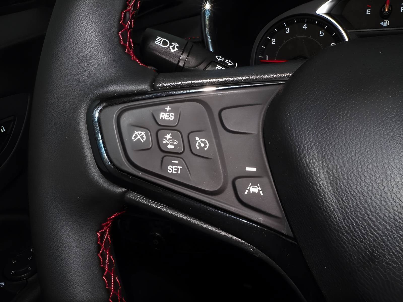 Used 2024 Chevrolet Equinox RS w/ LPO, Floor Liner Package FWD image 29