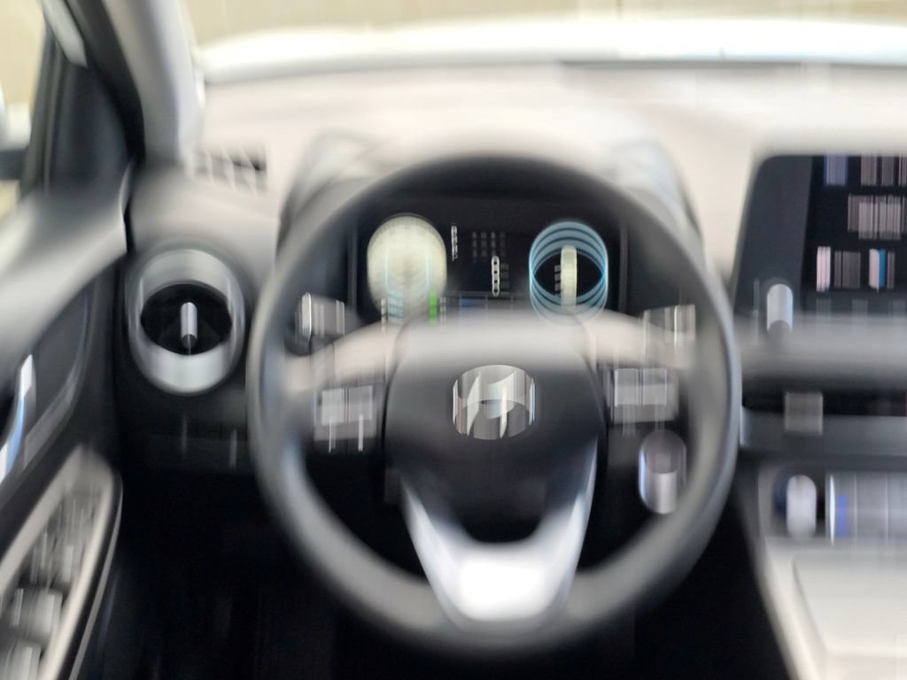 Used 2023 Hyundai Kona SE FWD image 16