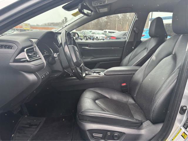 Used 2023 Toyota Camry XSE image 16