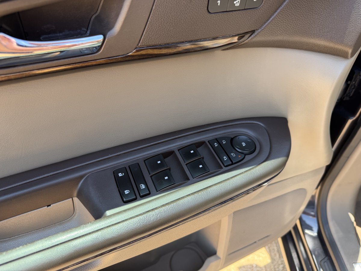 Used 2015 GMC Acadia Denali FWD image 11