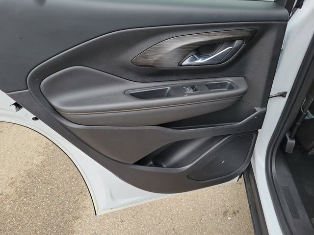 Used 2020 GMC Terrain SLT image 14