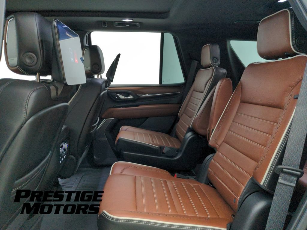 Used 2023 GMC Yukon Denali Ultimate AWD/4WD image 25
