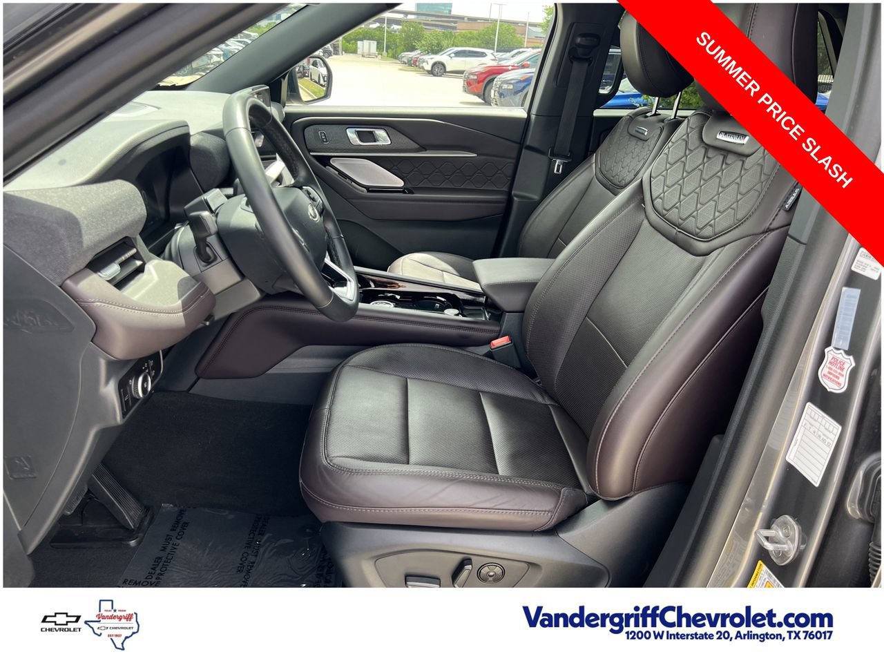 Used 2025 Ford Explorer Platinum w/ LUX Leather Package AWD/4WD image 17
