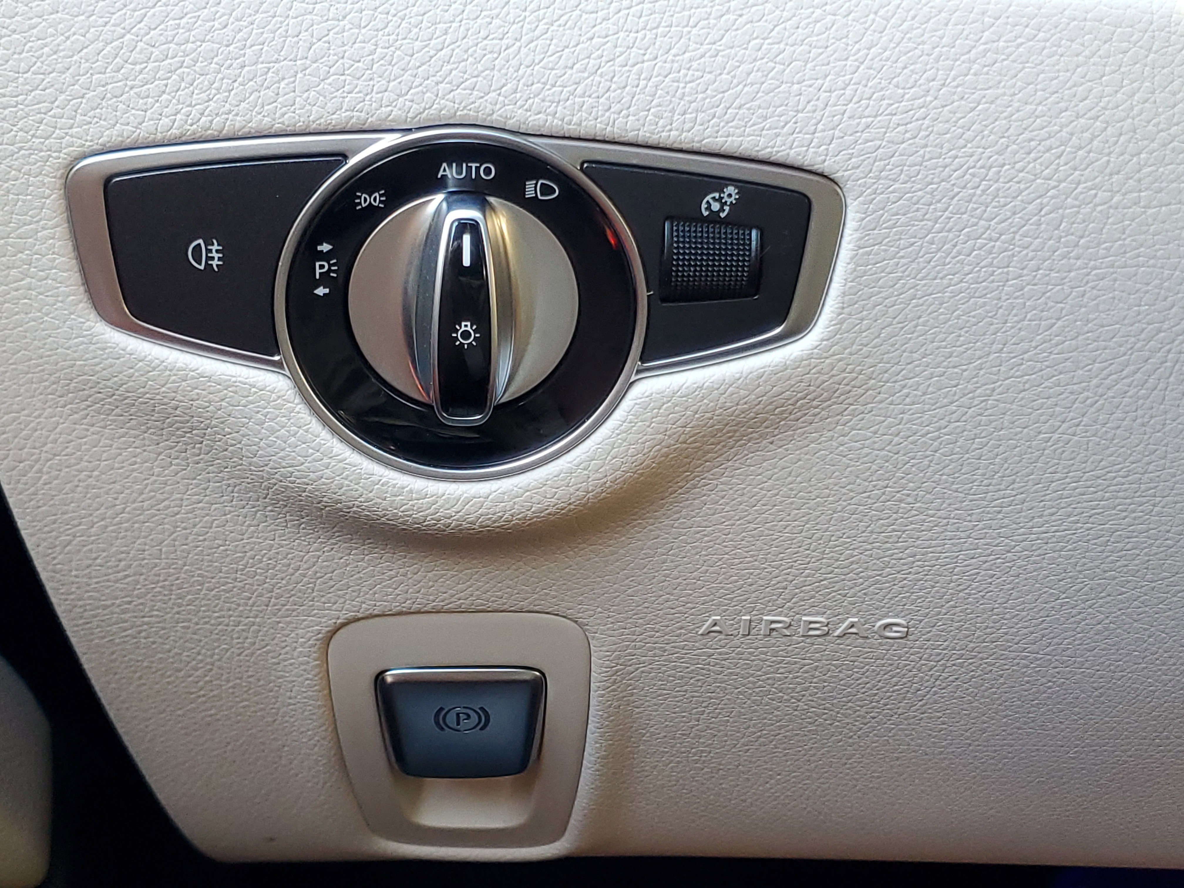 Used 2022 Mercedes-Benz E 350 Sedan image 29