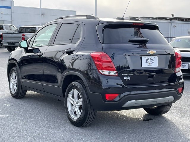 Certified 2022 Chevrolet Trax LT w/ LT Convenience Package image 10