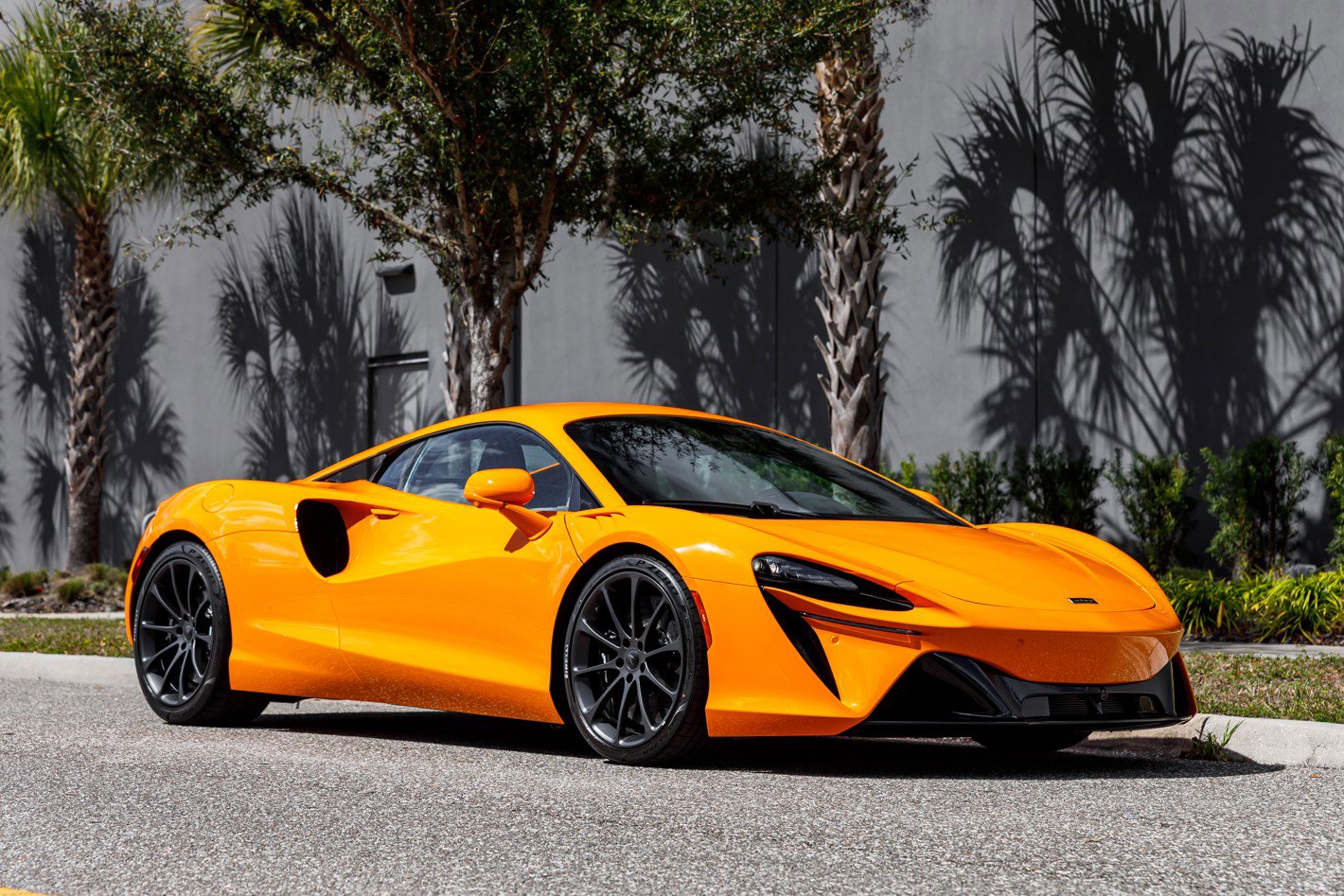 New 2026 McLaren Artura image 3