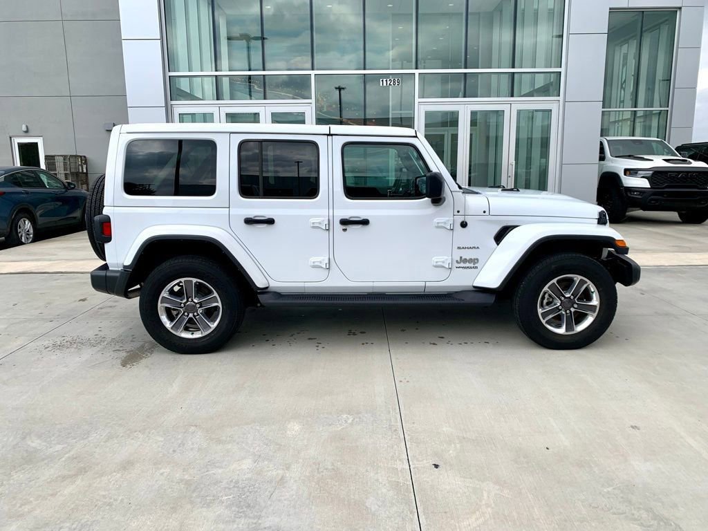 Used 2022 Jeep Wrangler Unlimited Sahara image 4
