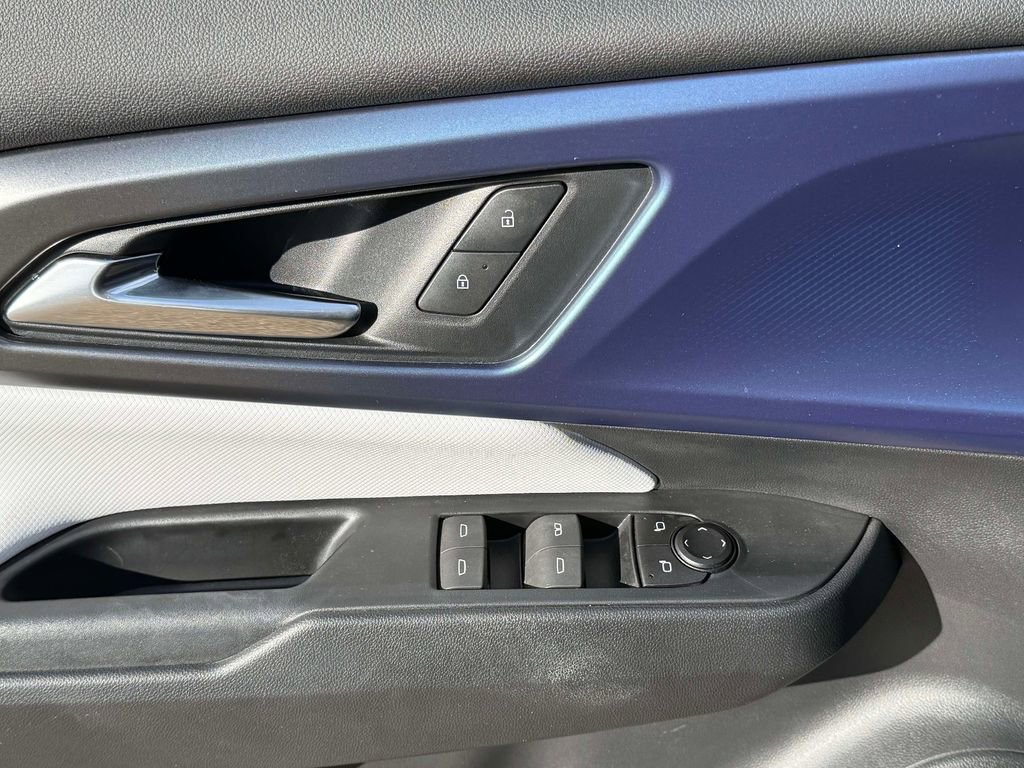 Used 2024 Chevrolet Equinox EV LT image 21