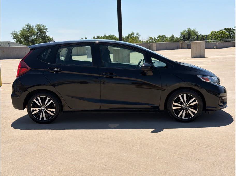 Used 2018 Honda Fit EX image 9