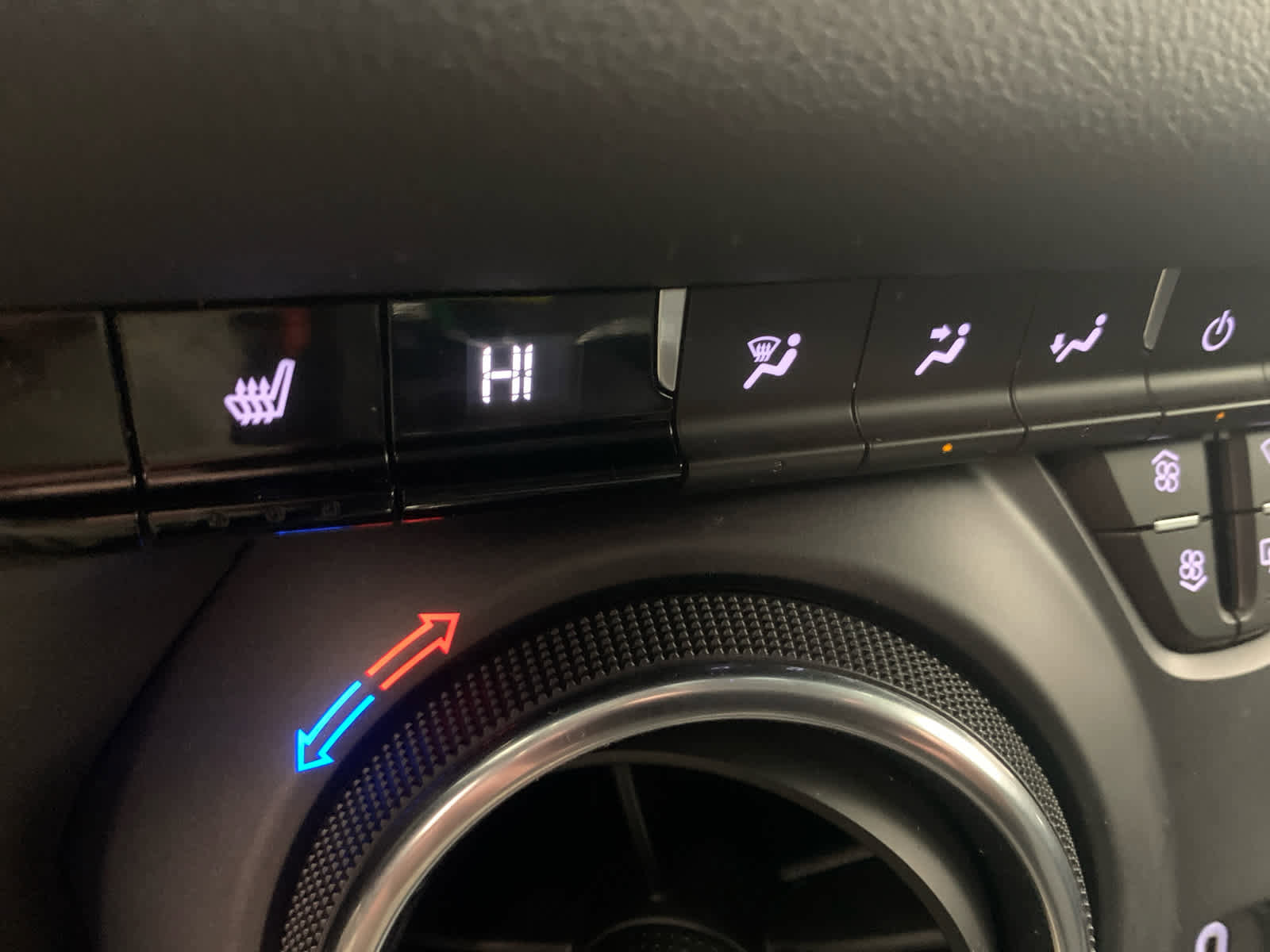 Used 2023 Chevrolet Blazer LT w/ Convenience Package image 31