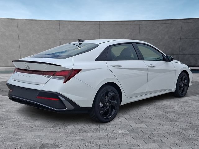 New 2026 Hyundai Elantra Sport FWD image 7