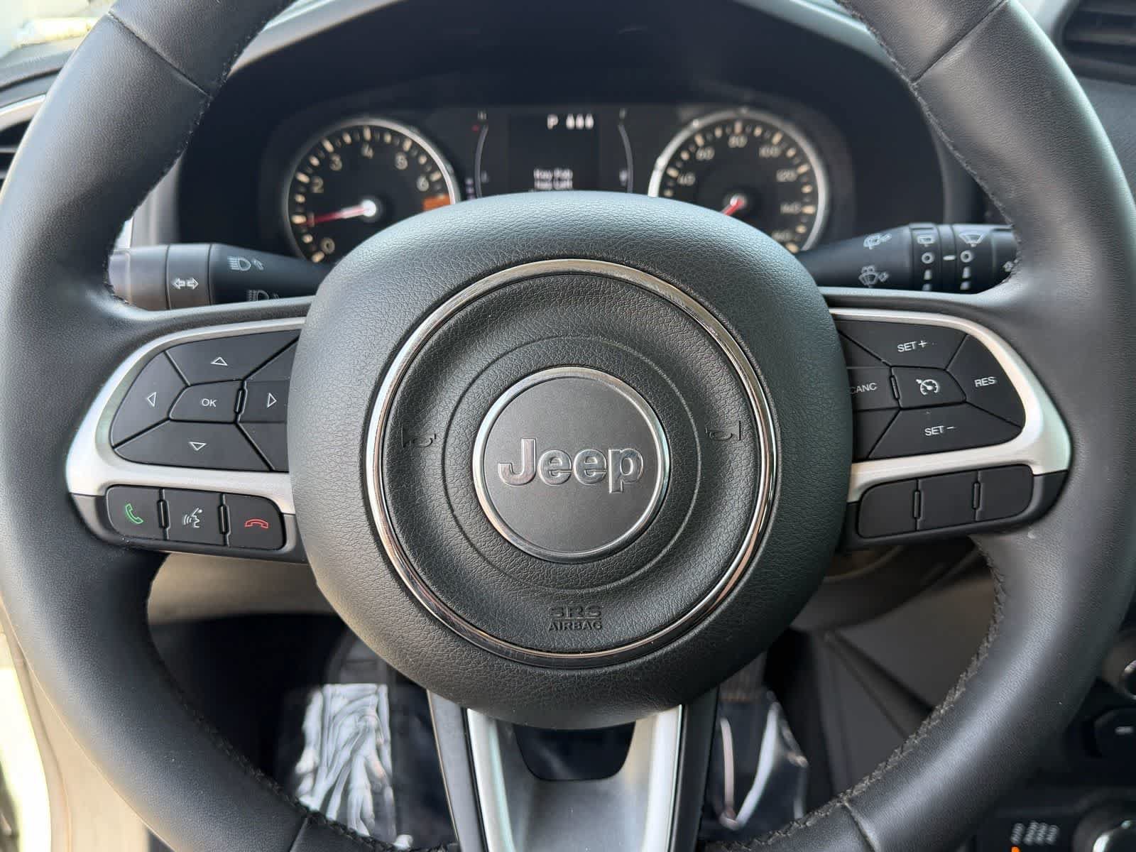Used 2019 Jeep Renegade Latitude w/ Popular Equipment Group AWD/4WD image 33