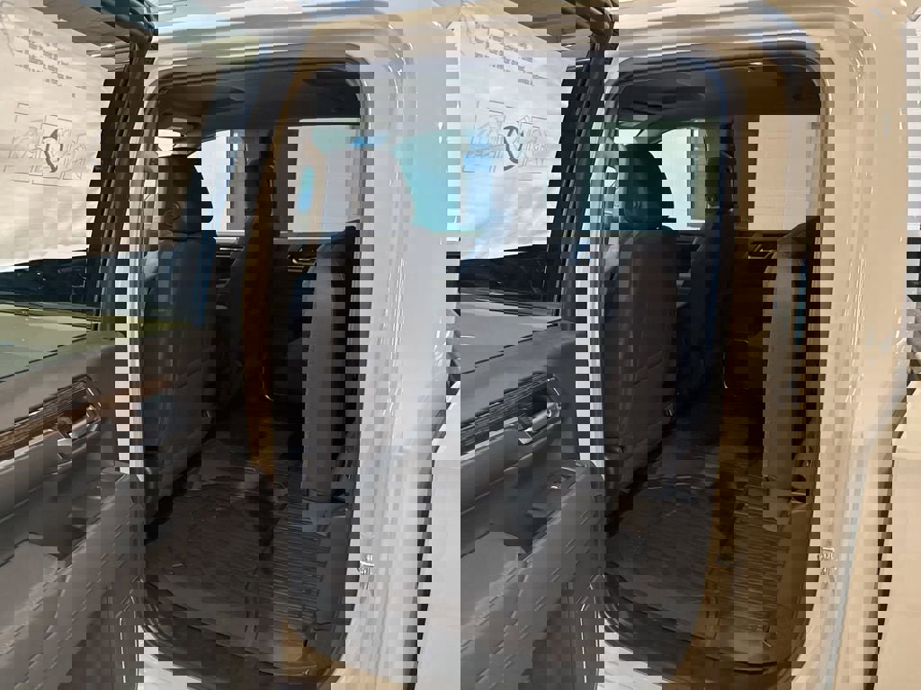 New 2026 GMC Sierra 1500 SLE w/ LPO, GMC Protection Package image 17