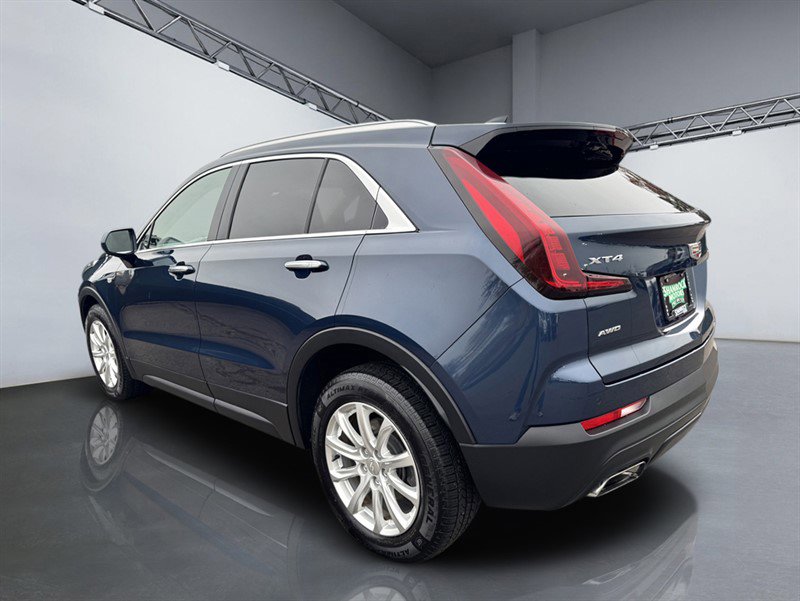 Used 2019 Cadillac XT4 Luxury w/ Cold Weather Package image 5