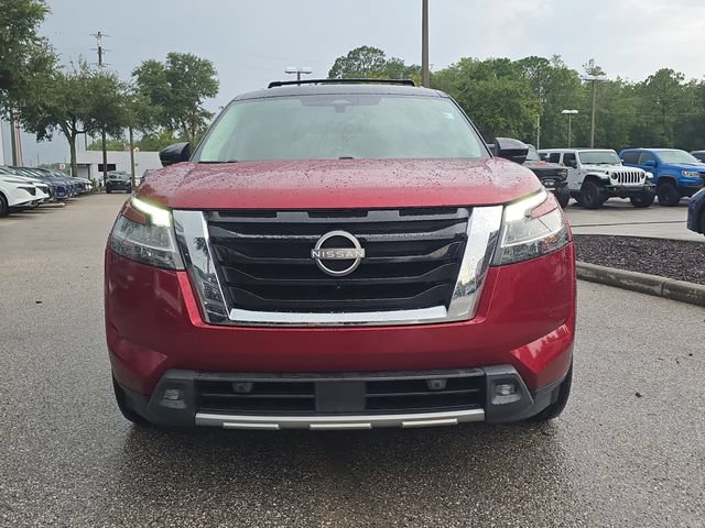 Certified 2022 Nissan Pathfinder Platinum w/ Lighting Package (N93) FWD image 3