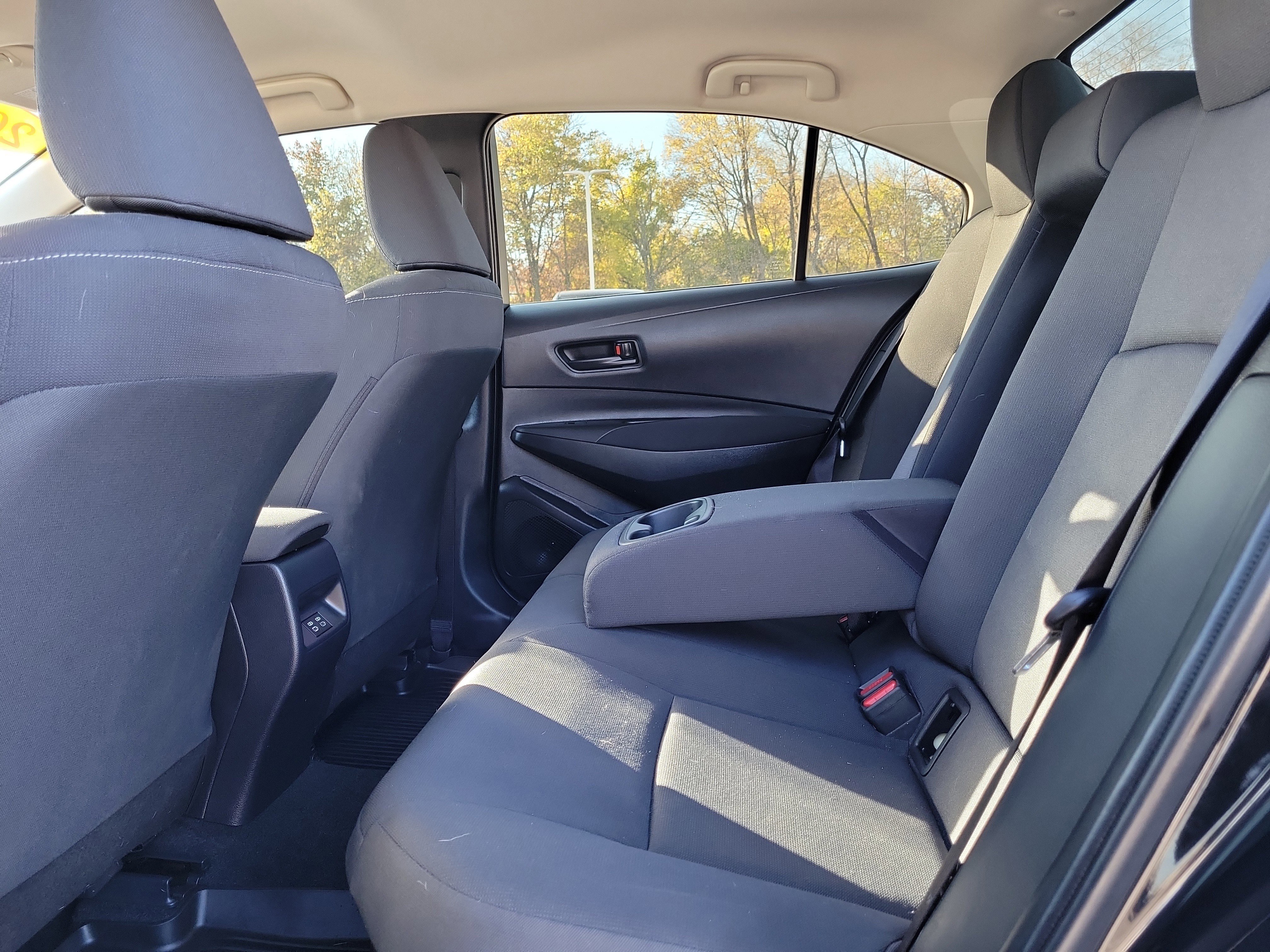 Used 2024 Toyota Corolla LE image 11