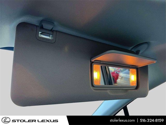 Used 2021 Toyota Sienna Limited image 39