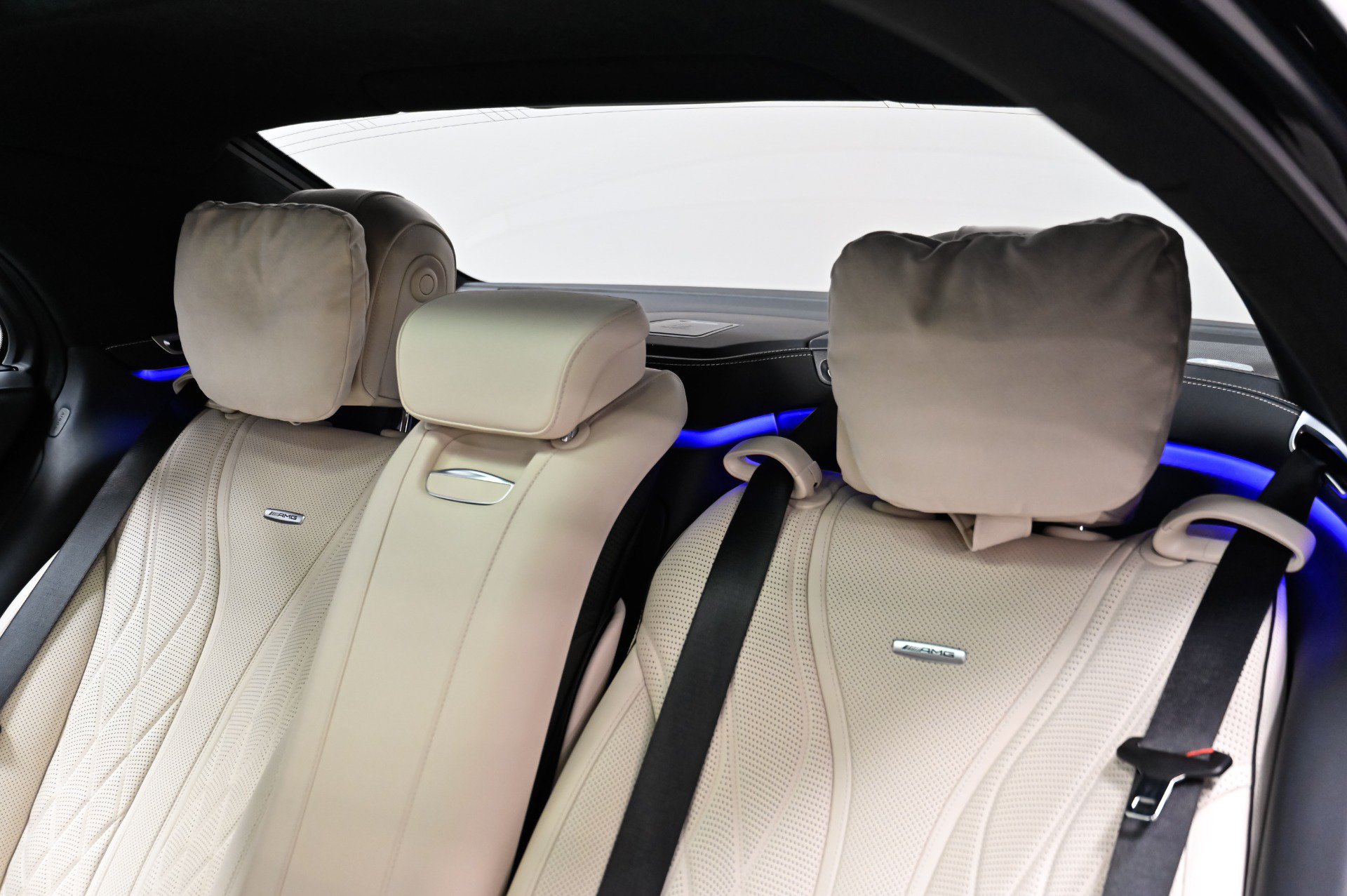 Used 2020 Mercedes-Benz S 63 AMG 4MATIC Sedan image 35