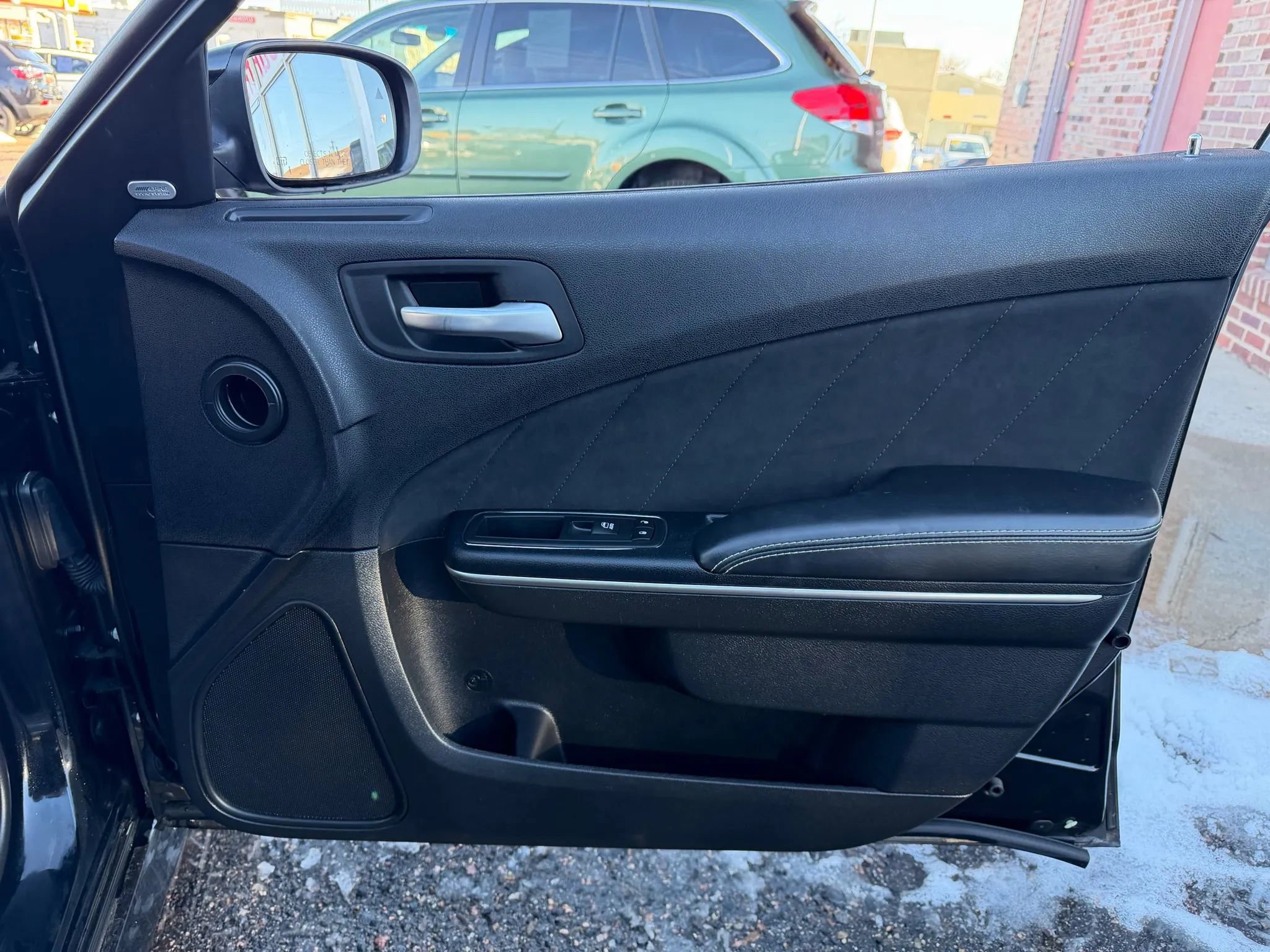 Used 2016 Dodge Charger SRT w/ Technology Group image 19