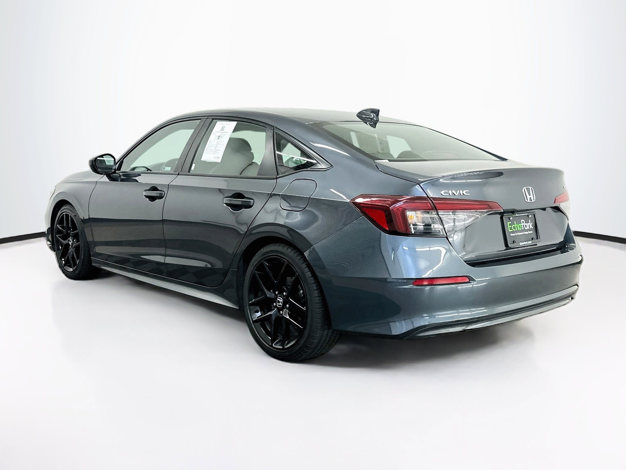 Used 2025 Honda Civic Sport image 5