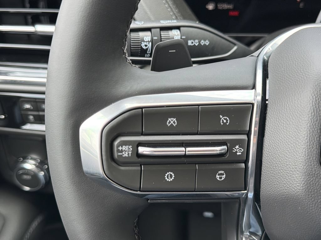 New 2026 GMC Yukon Denali w/ Advanced Technology Package RWD image 9
