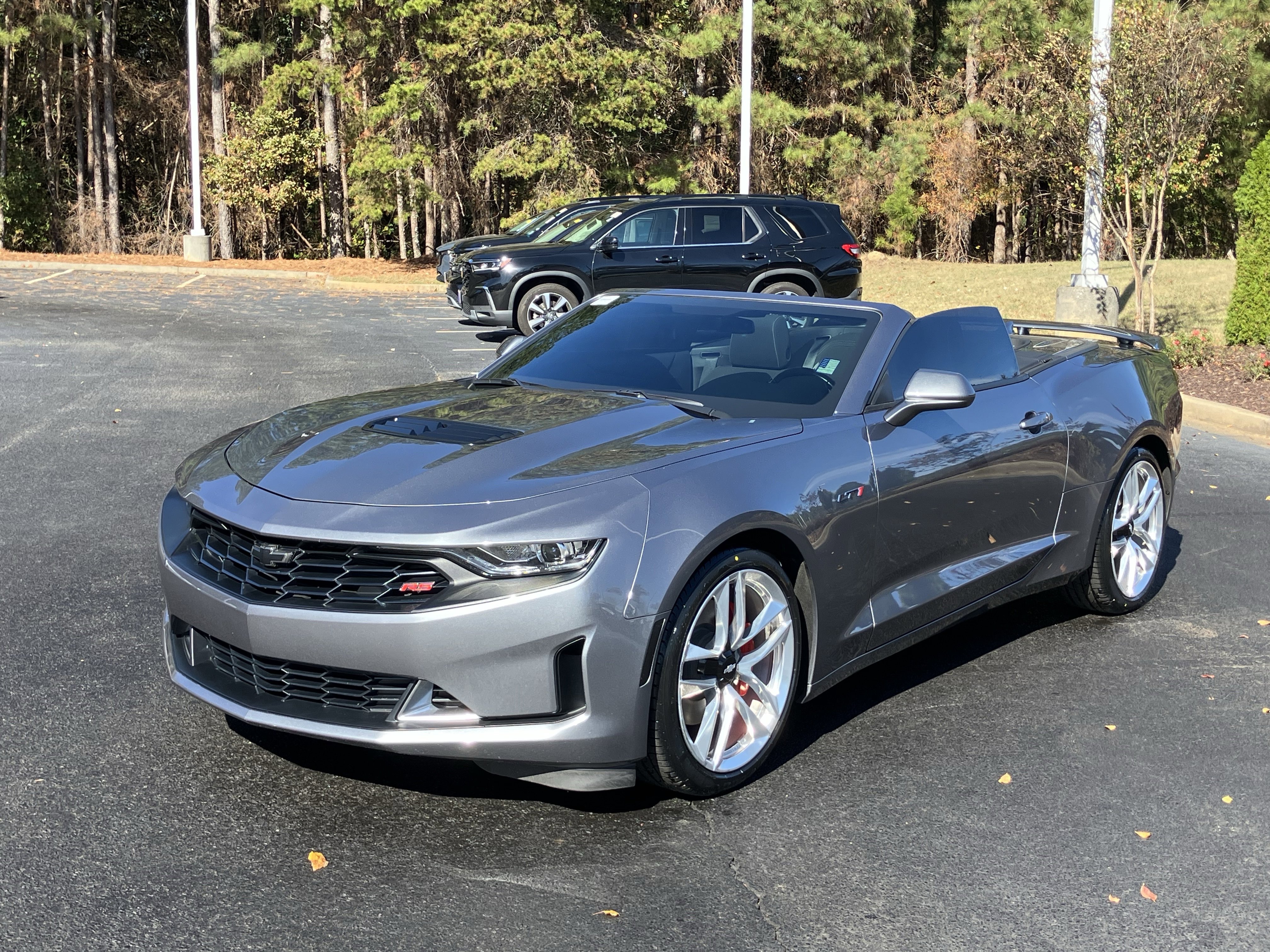 Used 2022 Chevrolet Camaro LT w/ RS Package image 6