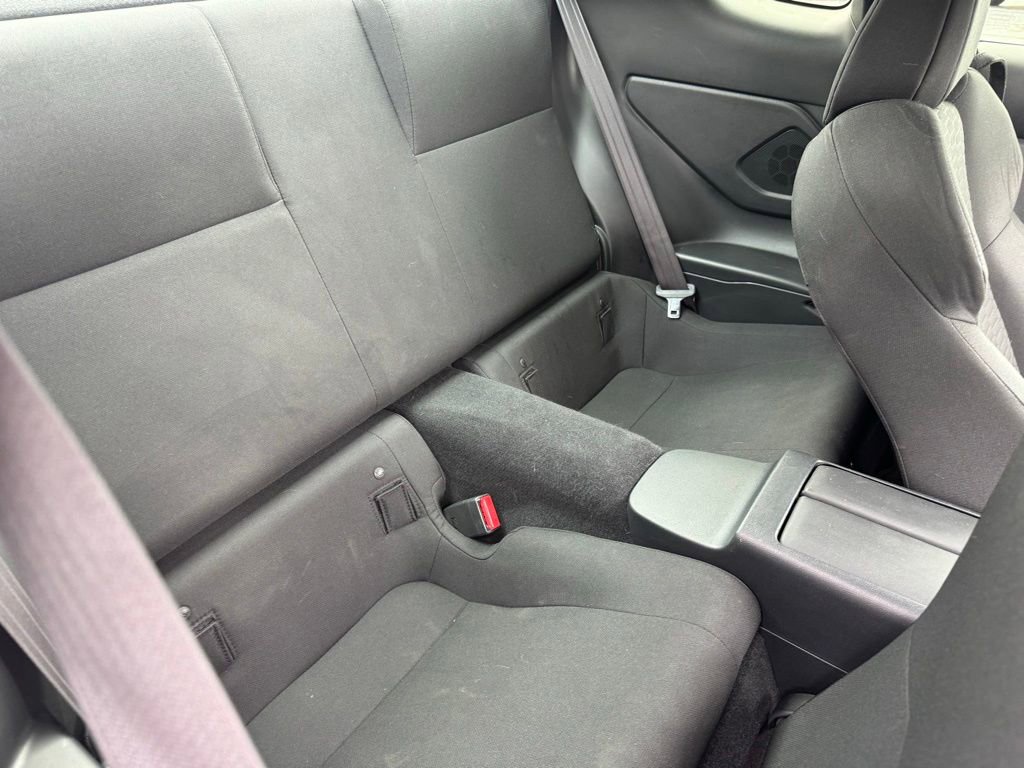 Used 2023 Toyota GR86 RWD image 10