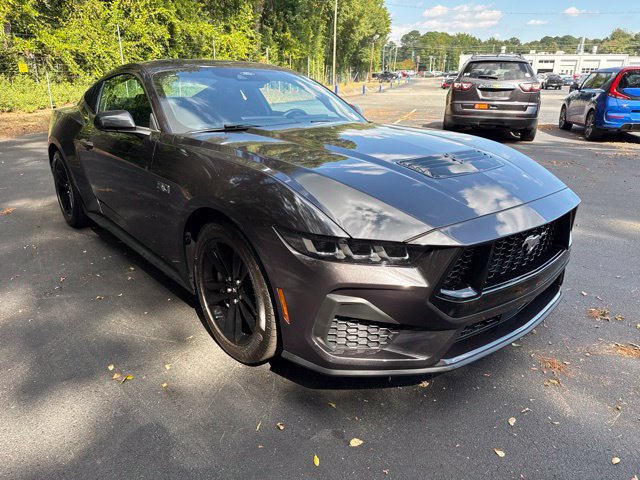 Used 2024 Ford Mustang GT RWD image 7