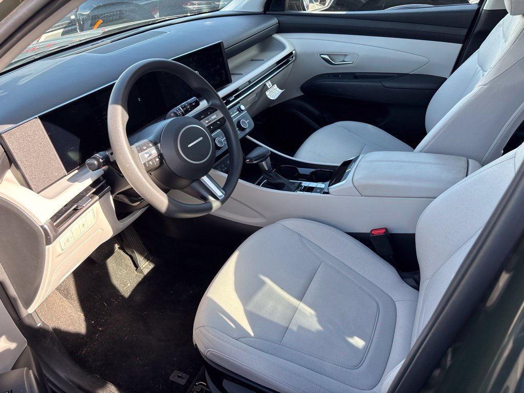 Certified 2025 Hyundai Tucson SE AWD/4WD image 6