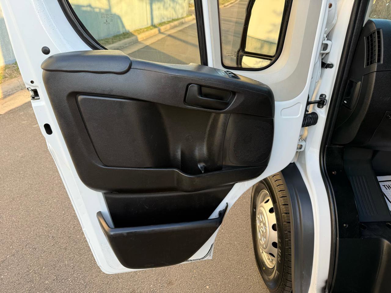 Used 2016 RAM ProMaster 1500 FWD image 13