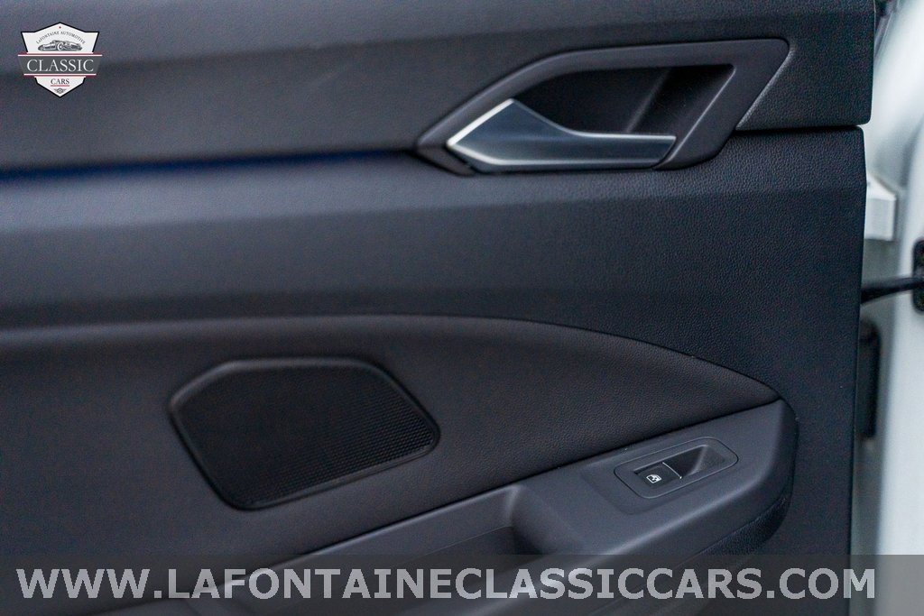 Used 2022 Volkswagen Golf R image 63