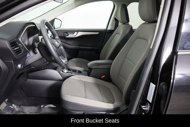 Used 2021 Ford Escape SE image 16