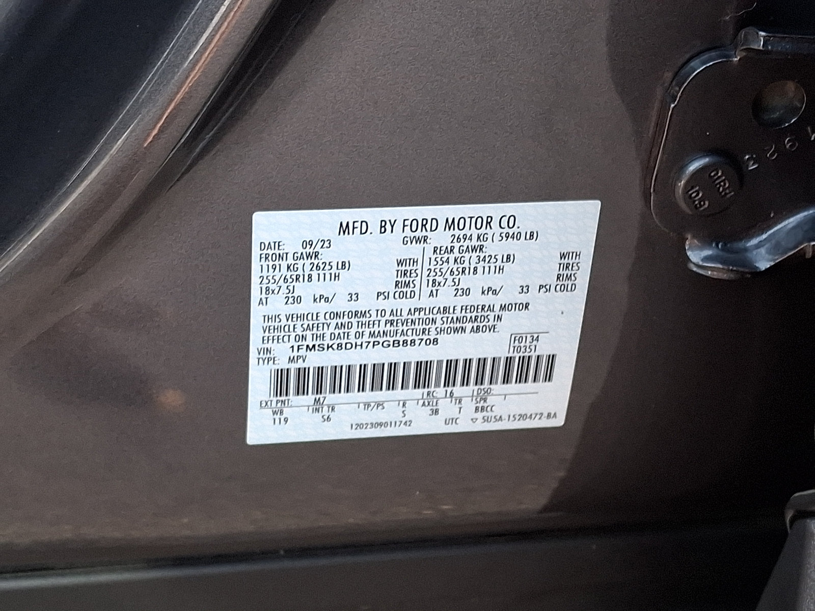 Certified 2023 Ford Explorer XLT w/ Equipment Group 202A AWD/4WD image 30
