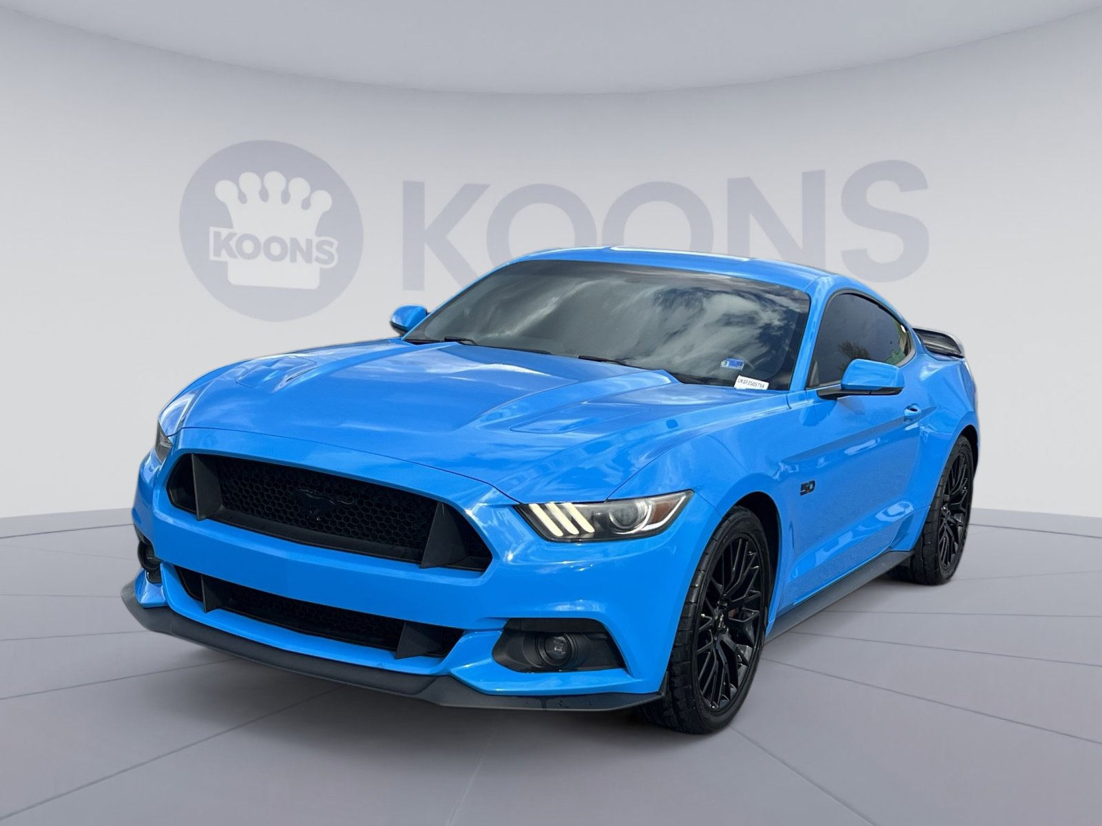 Used 2017 Ford Mustang GT Premium image 1