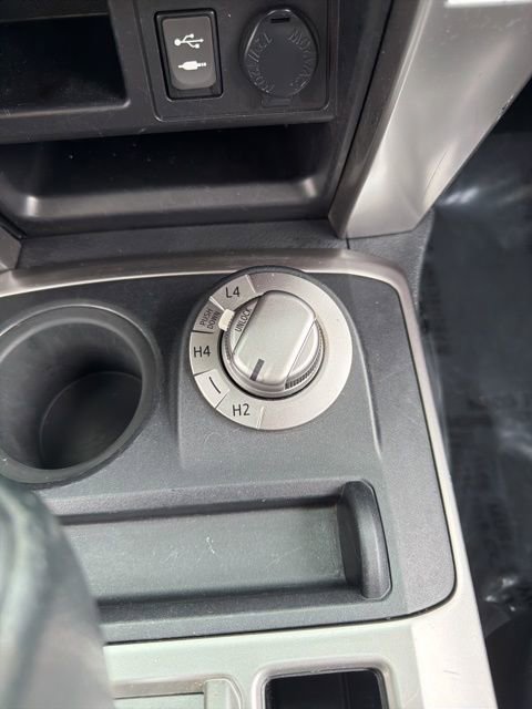 Used 2014 Toyota 4Runner SR5 Premium AWD/4WD image 21