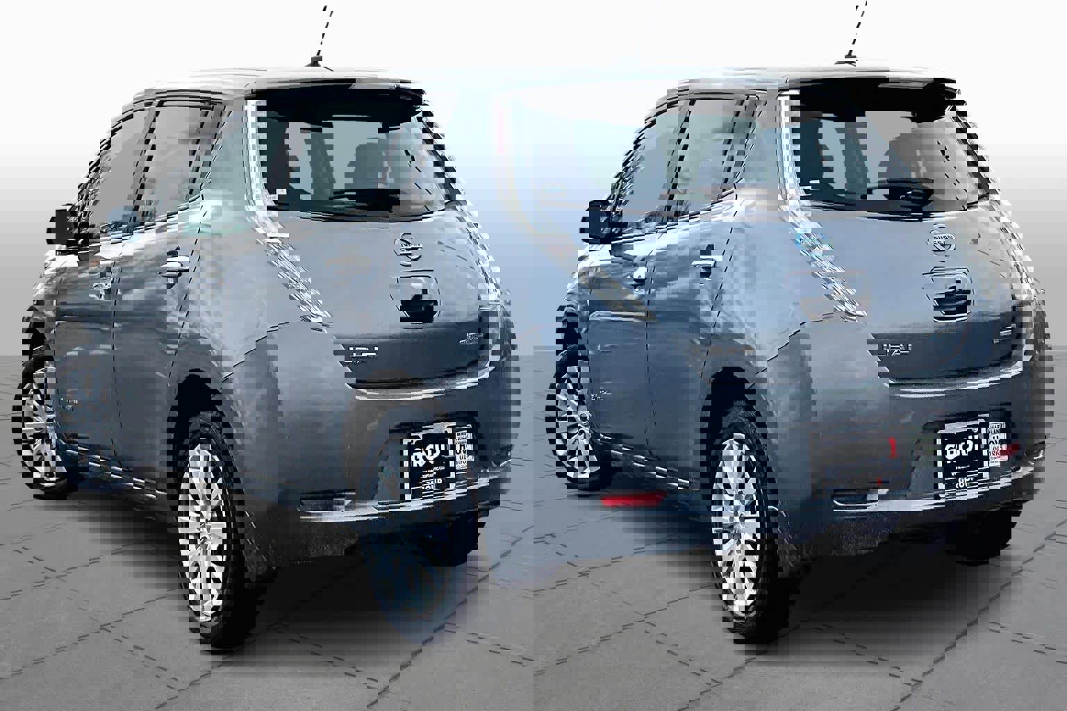 Used 2015 Nissan Leaf S w/ Charge Package image 11