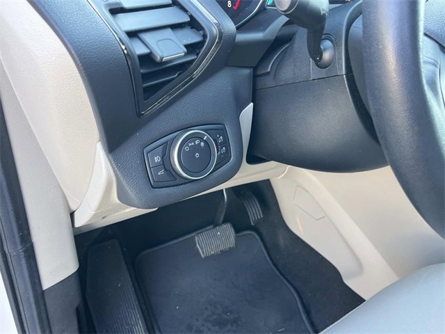 Used 2017 Ford Escape Titanium image 31