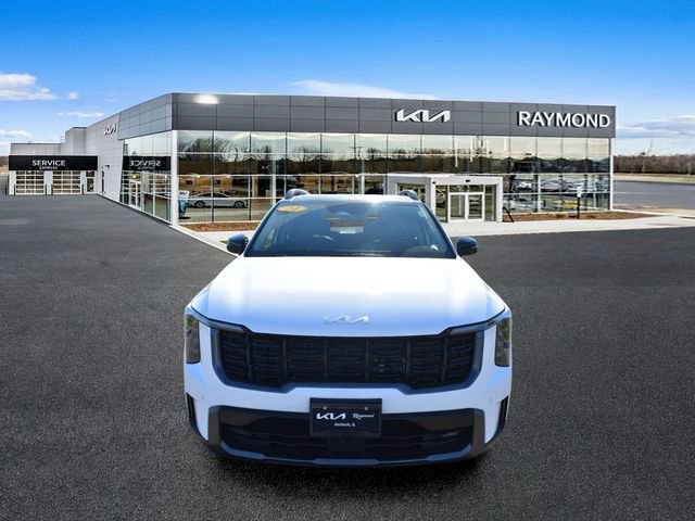 Certified 2024 Kia Sorento X-Line EX AWD/4WD image 8